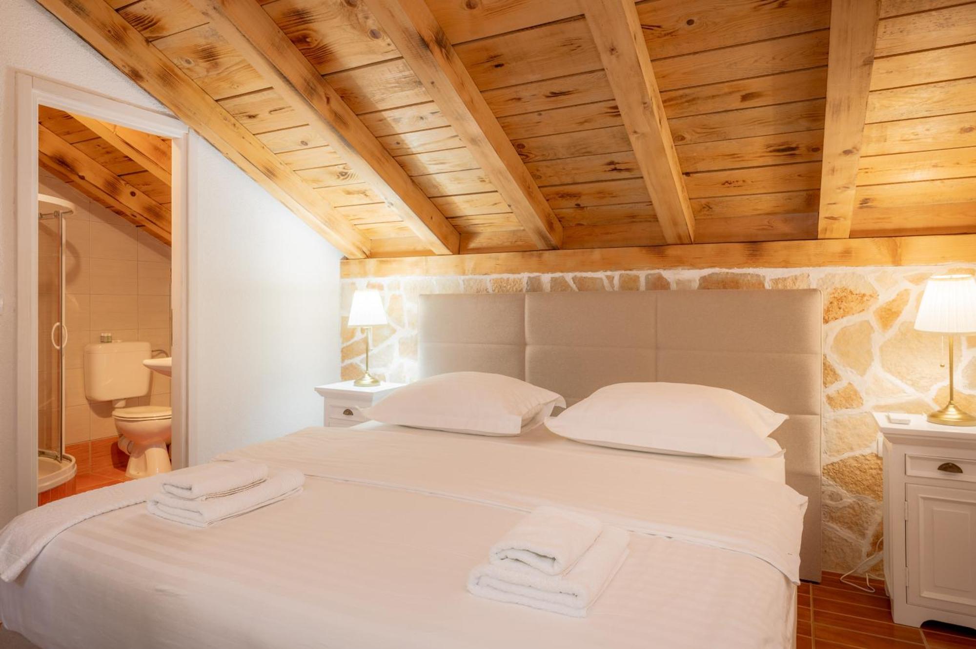 Nono Ban Hotel & Villa Gornji Humac Экстерьер фото
